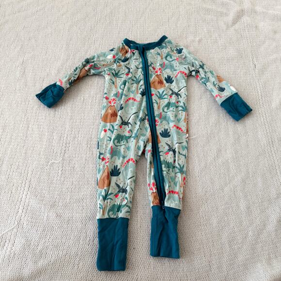Emerson & Friends Blue Dinosaur Heart Valentine Bamboo Zippered Sleeper - 0 to 3 - Picture 1 of 5